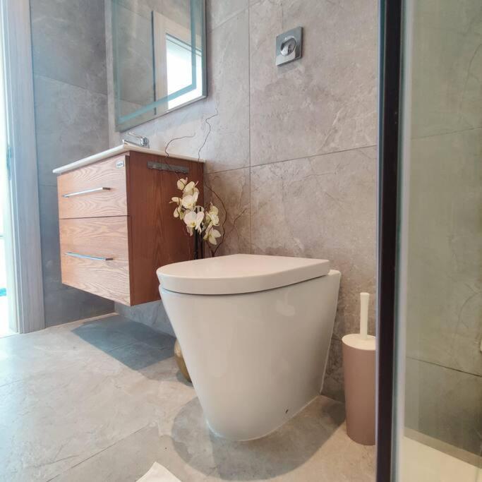 Cozy Penthouse In Central Malta Apartment Balzan Ngoại thất bức ảnh